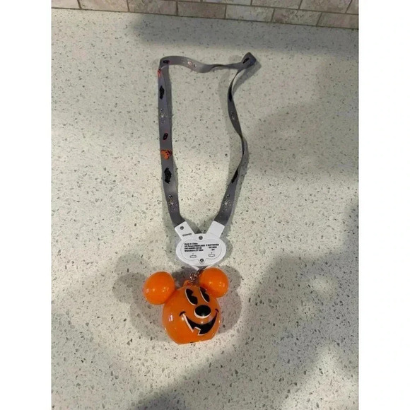 Disney Parks Light Up Lanyard - Halloween 2020 - Mickey Mouse Pumpkin SG - Picture 2 of 3